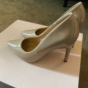 CLOSET CLEANUP: Nude Heels